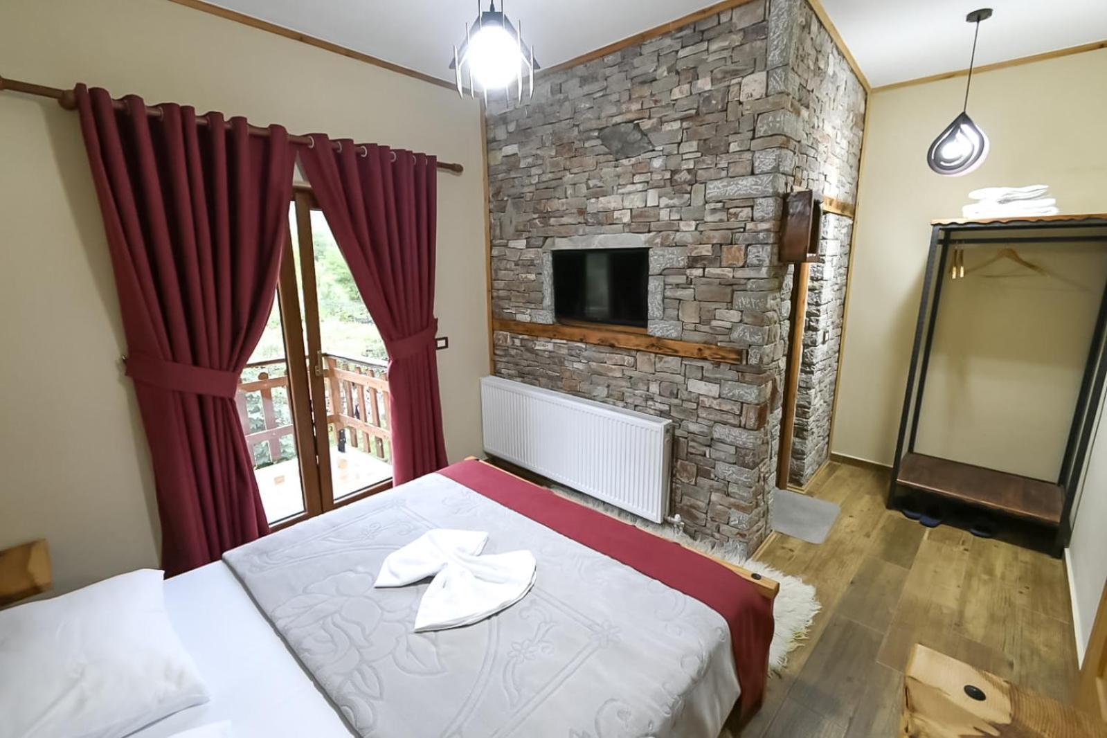 Bed and Breakfast Bujtina Shkodrani Voskopojë Exterior foto